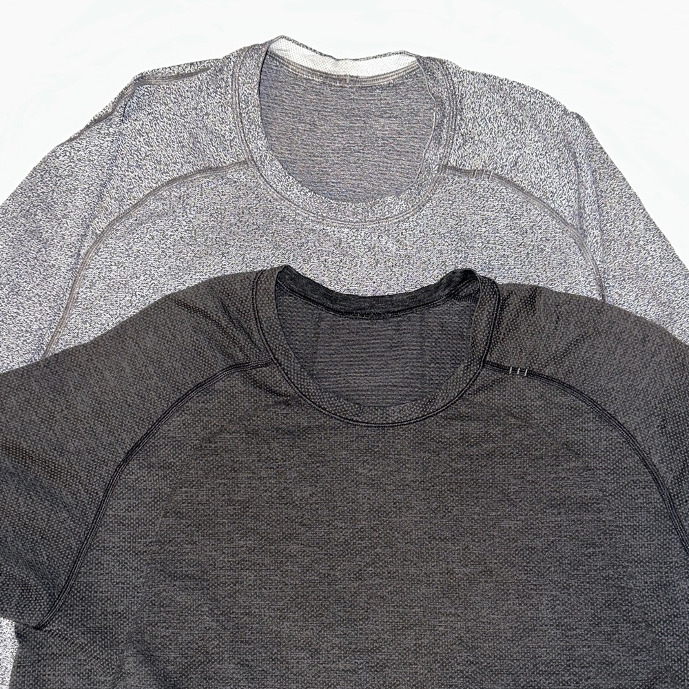 Bundle of TWO men’s Lululemon metal tech vent tshirts - L